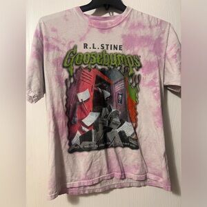 white and pink goosebumps shirt